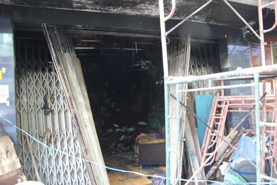 TP HCM: Cháy nhà ở quận 11, 3 mẹ con tử vong