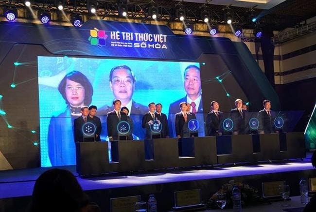 Phó Thủ tướng Vũ Đức Đam dự lễ khởi động đề án “Hệ tri thức Việt số hoá”