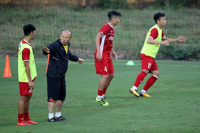 Đội tuyển Việt Nam xả trại, HLV Park Hang Seo tiết lộ ngày chốt danh sách