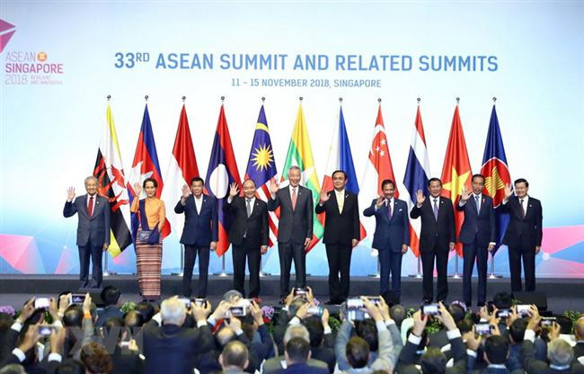 Thủ tướng Nguyễn Xuân Phúc dự phiên họp toàn thể Hội nghị Cấp cao ASEAN 33