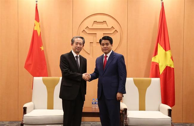 Chủ tịch UBND thành phố Nguyễn Đức Chung tiếp Đại sứ Trung Quốc tại Việt Nam