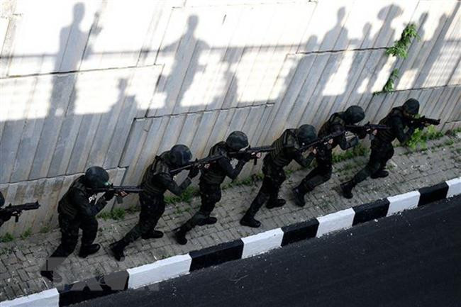 Cảnh sát Malaysia bắt giữ nhiều nghi phạm có liên hệ với khủng bố