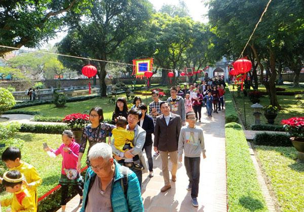 Khách du lịch đến Hà Nội dịp Tết Dương lịch 2019 tăng 10,6%