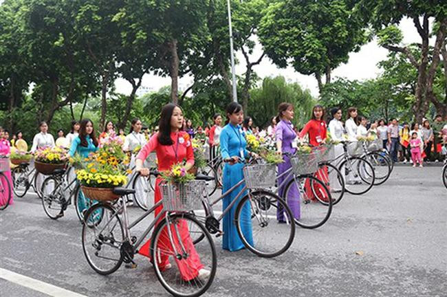 Hà Nội: Diễu hành tuyên truyền quy tắc ứng xử tại nhiều tuyến phố lớn
