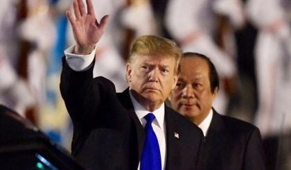 Tổng thống Hoa Kỳ Donald Trump về đến khách sạn Marriott