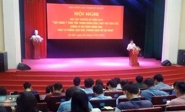 Hội nghị học tập chuyên đề "Xây dựng ý thức tôn trọng Nhân dân" cho cán bộ, phóng viên báo chí Hà Nội
