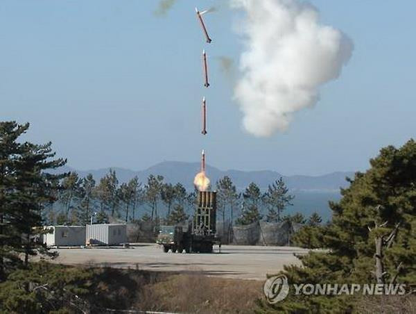 Hàn Quốc: Tên lửa đất đối không nổ tung do bị ấn nút nhầm
