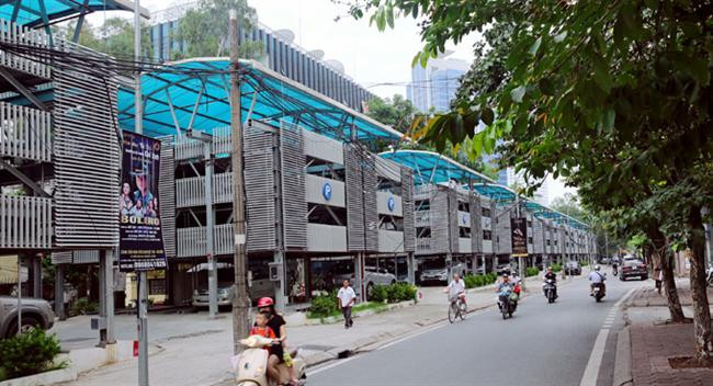 Đầu tư xây dựng các dự án bãi đỗ xe tại Hà Nội: Cần cơ chế đặc thù