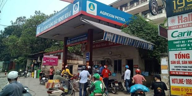Hà Nội: Phát hiện một cửa hàng gian lận kinh doanh xăng dầu