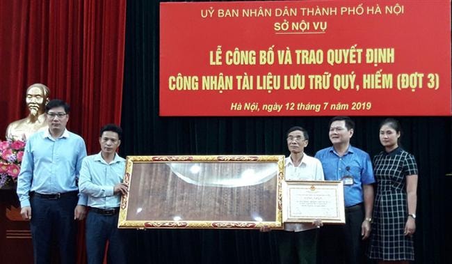 Công nhận 554 đạo sắc phong là tài liệu lưu trữ quý, hiếm