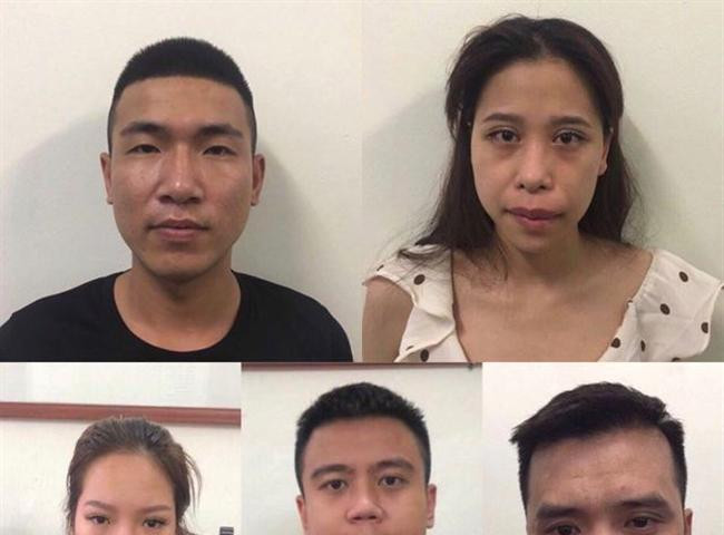 Hà Nội: Đột kích quán bar, phát hiện vũ khí và 54 người dương tính với ma túy
