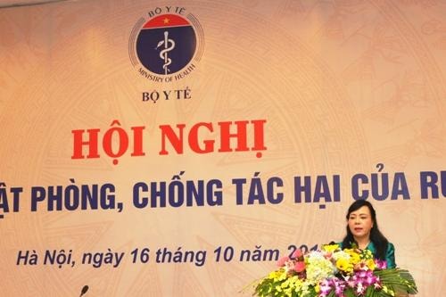 Trong một năm, bình quân nam giới Việt Nam tiêu thụ 27,4 lít cồn nguyên chất