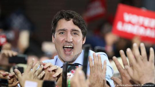 Ông Trudeau thắng nhiệm kỳ thủ tướng thứ hai