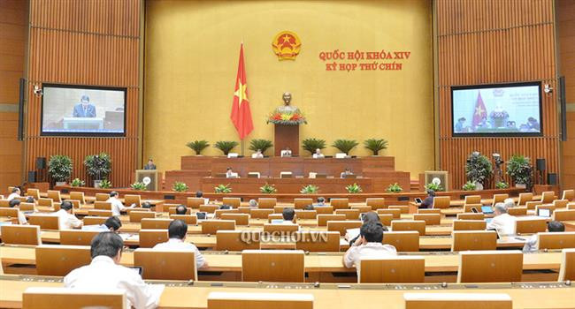 Quốc hội nghe báo cáo thẩm tra dự thảo Nghị quyết về miễn thuế sử dụng đất nông nghiệp