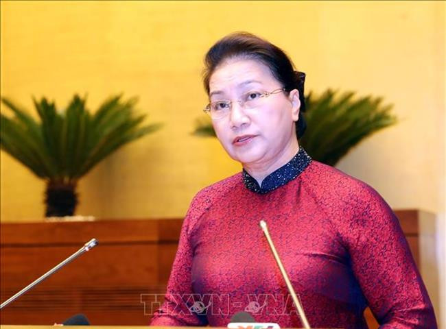 Chủ tịch Quốc hội gặp mặt 300 Bà mẹ Việt Nam Anh hùng