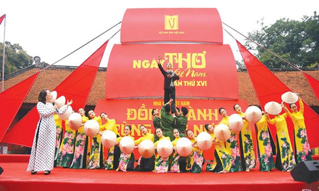 Sức sống trường tồn của ''quốc thi'' Việt Nam