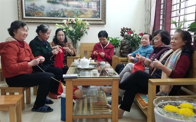 Tổ đan len yêu thương