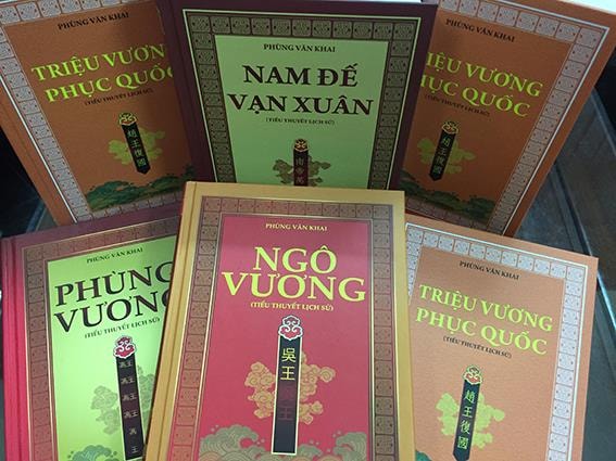 Nhà văn Phùng Văn Khai: Chạy đua từng giờ cho sáng tác