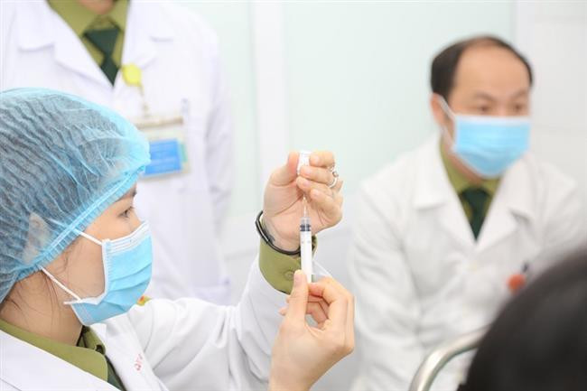 Việt Nam nỗ lực để người dân tiếp cận vaccine Covid-19 sớm nhất