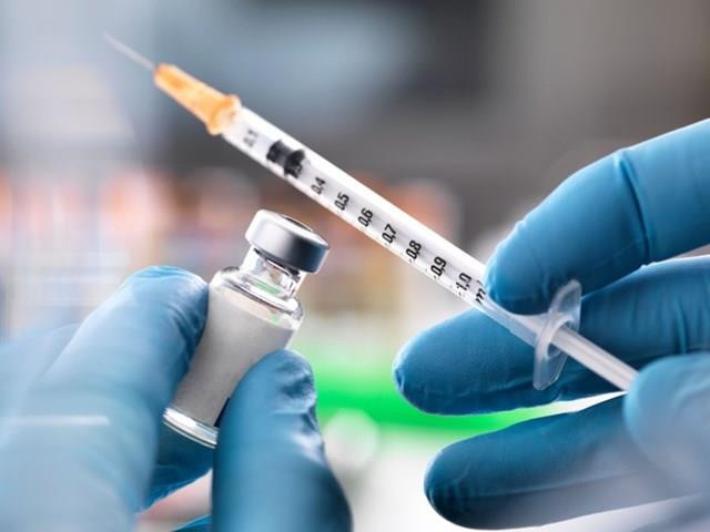 11 nhóm đối tượng được tiêm vaccine Covid-19 đầu tiên tại Việt Nam