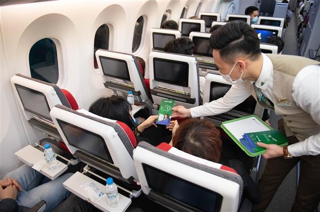 Bamboo Airways tung loạt quà tặng hấp dẫn tri ân phái đẹp nhân ngày 8/3