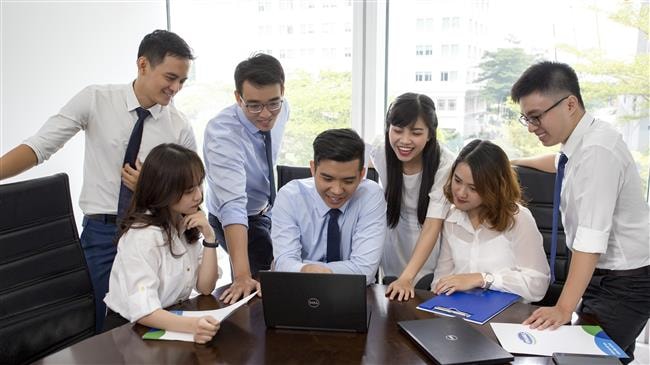 Vinamilk là nhà tuyển dụng được yêu thích nhất, vượt qua nhiều doanh nghiệp khác để dẫn đầu bảng xếp hạng của ngành hàng tiêu dùng nhanh