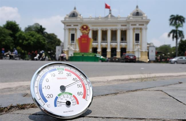 Thời tiết hôm nay 31/5: Hà Nội nắng nóng gay gắt 39 độ C, có nơi đặc biệt gay gắt