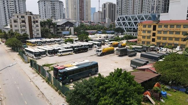 Bãi ''lậu'' xe khách gây rối loạn đô thị trung tâm