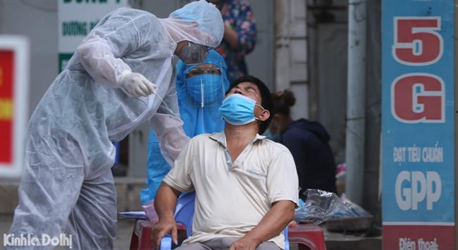 Nhiều ca nhiễm trong cộng đồng, Hà Nội phải khẩn trương chặn dịch