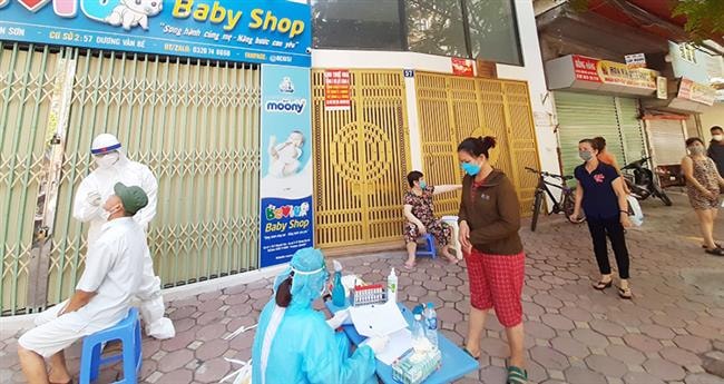 Sáng 14/8, Hà Nội có 2 ca Covid-19 ở Ba Đình và Long Biên