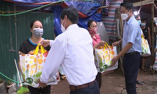 500 ''Túi An sinh Công đoàn'' đến với người lao động Tổng Công ty Vận tải Hà Nội