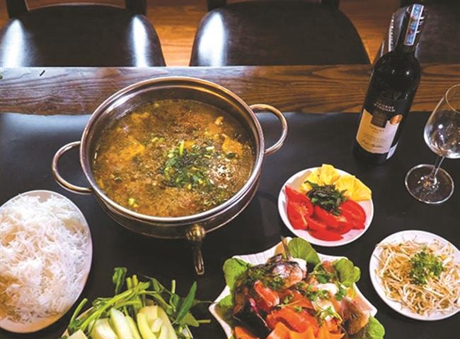 Quán cá Phiến Hoan mang đậm phong vị quê hương