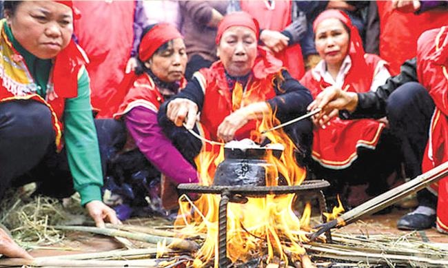 Trò diễn dân gian trong hội làng Thăng Long - Hà Nội