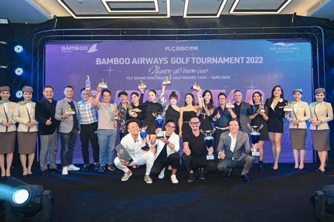 Bằng Kiều, Tuấn Hưng và dàn sao Việt khuấy động đêm gala Bamboo Airways Golf Tournament 2022