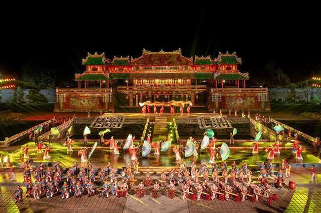 Ấn tượng đêm khai mạc Tuần lễ Festival Huế 2022