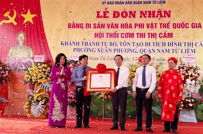 Đón nhận Bằng Di sản văn hóa phi vật thể cấp quốc gia ''Hội thổi cơm thi Thị Cấm''