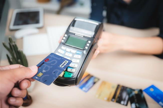 “Bốc hơi” hơn 700 triệu đồng dù thẻ ATM Techcombank còn nằm trong túi