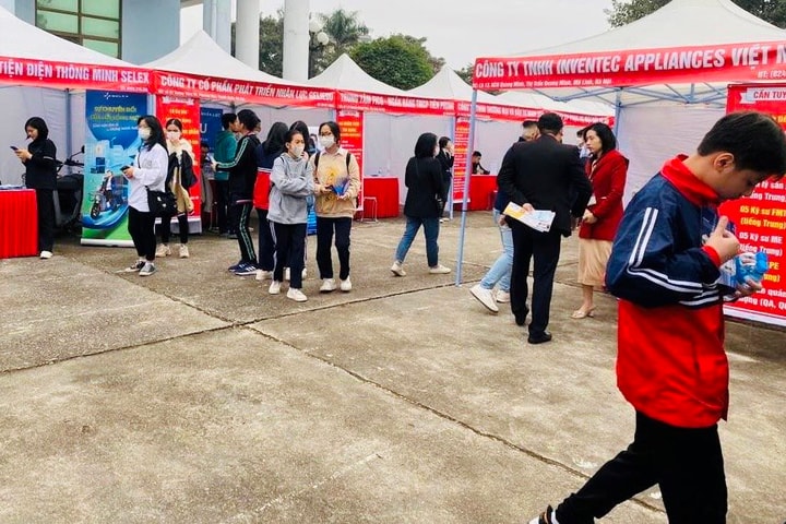Hà Nội: 2.800 cơ hội việc làm cho dịp Noel và Tết năm 2023