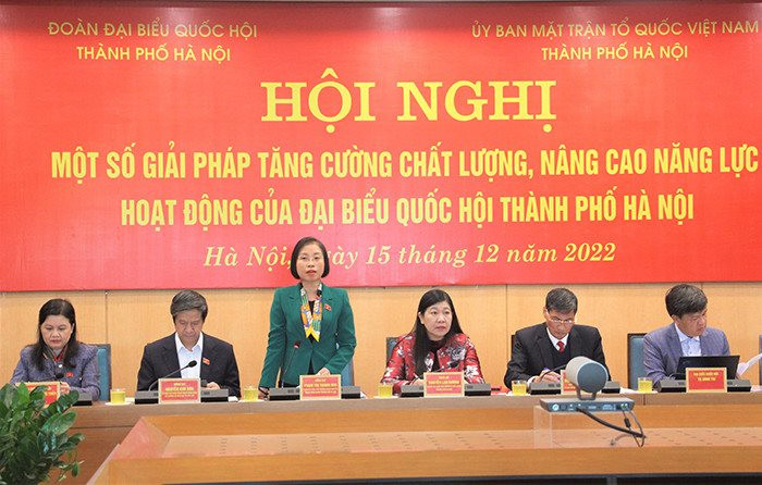 Một số giải pháp tăng cường chất lượng, nâng cao năng lực hoạt động của đại biểu Quốc hội thành phố Hà Nội