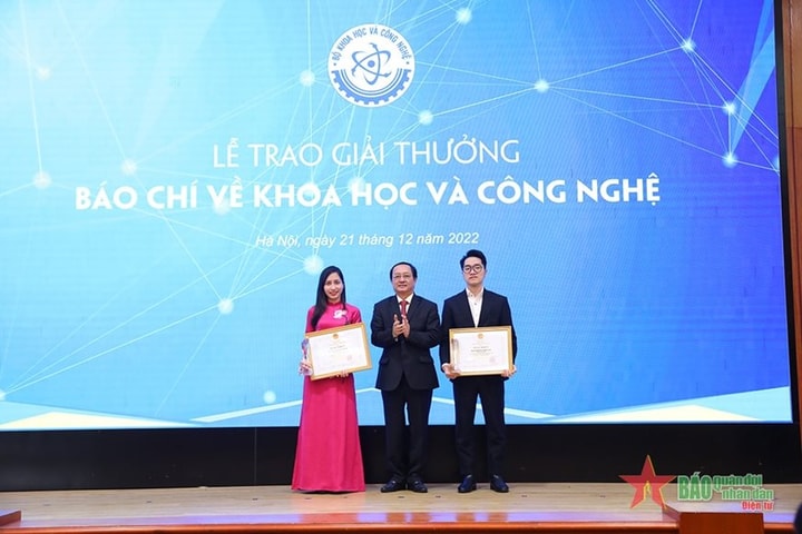 Trao Giải thưởng báo chí về khoa học và công nghệ