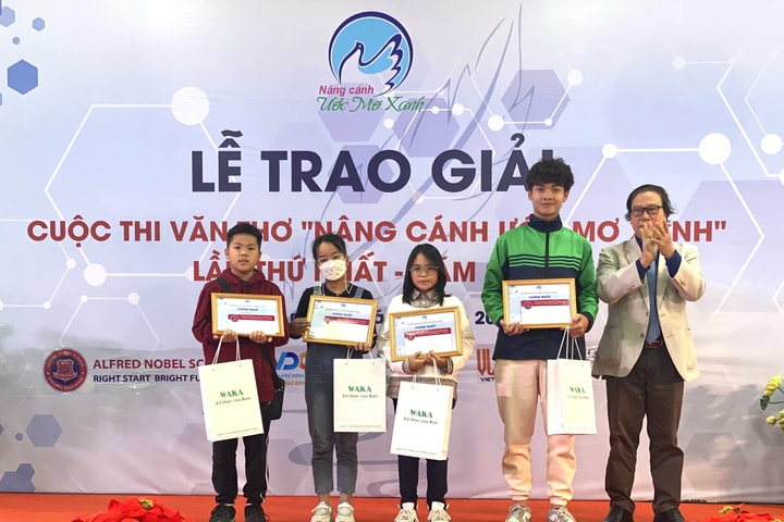 Trao giải cuộc thi Văn, Thơ “Nâng cánh ước mơ xanh” lần thứ nhất năm 2022