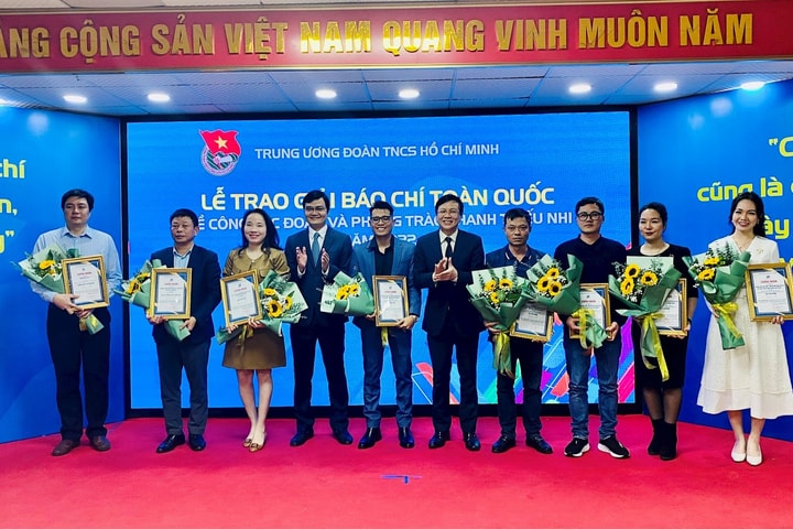 Trao 34 giải báo chí về công tác Đoàn và phong trào thanh, thiếu nhi năm 2022