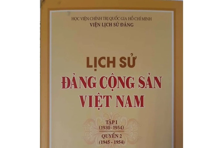 “Mùa xuân dâng Đảng” qua những trang sách, báo