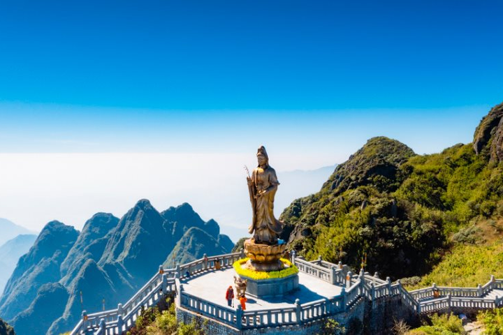 4 điểm du lịch tâm linh hút khách đầu năm ở Lào Cai

