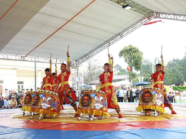 Về Thạch Thất xem hội vật truyền thống làng Khu Ba