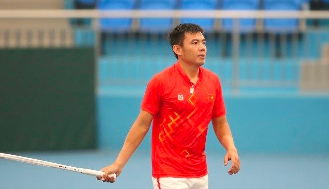 Tay vợt số một Việt Nam Lý Hoàng Nam nhận thất bại 1-2 trước Sumit Nagal