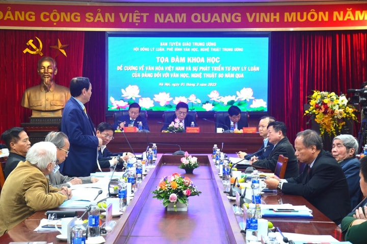 Làm sáng tỏ tư duy lý luận của Đảng về văn học, nghệ thuật 80 năm qua