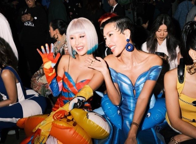 Quỳnh Anh Shyn liên tục ngồi ghế đầu tại Milan Fashion Week
