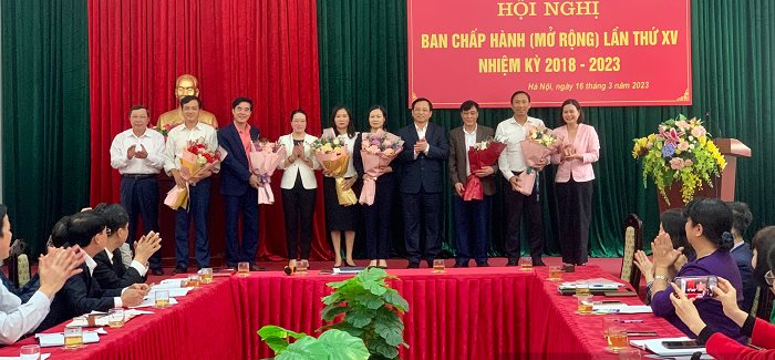 Bà Lê Thị Thanh Nhàn giữ chức Phó Chủ tịch Hội Nông dân thành phố Hà Nội
