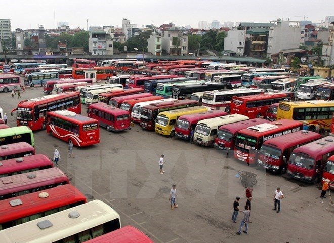 Tăng cường hàng trăm xe khách phục vụ người dân dịp 30/4